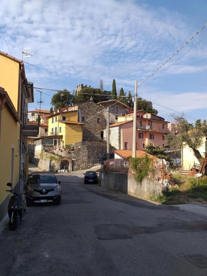 Villa Casa Di Vecchio Borgo Sarzana Exterior foto